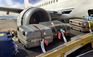 Fly with luggage or without it: compulsory hand luggage and luggage-free tariffs