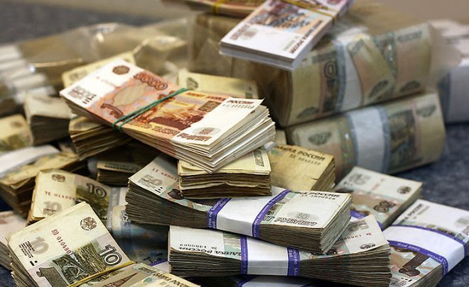 Ruble’s collapse: who’s guilty and what will happen