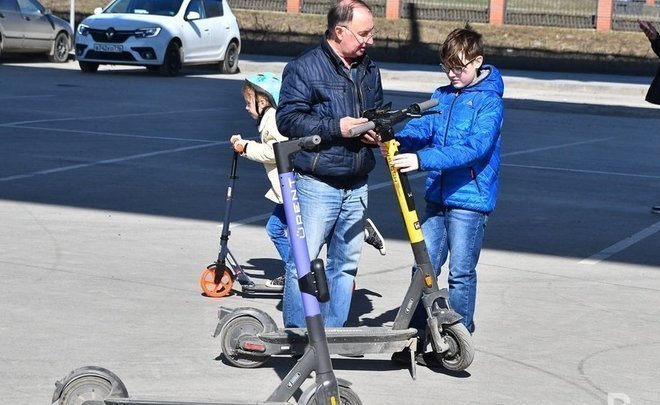 E-scooter of contention: Kazan citizens think, Petersburg citizens reproach