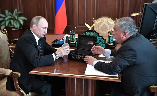Kremlin seeking to top budget up with oil taxes
