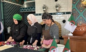 North African gastronomy on the bank of Kaban Lake