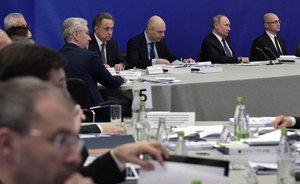 Conclusions of closed meeting with Putin: housing development, Tatarstan cosmodrome and battery collection