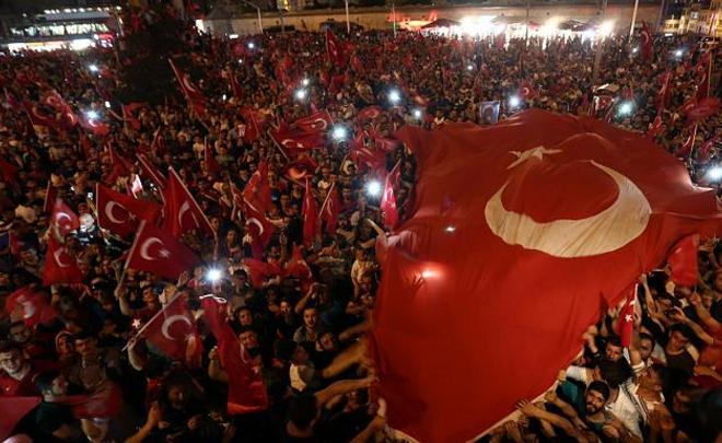 ''Almost every second person does not agree with the policy Turkey is following’’: a year after the coup attempt 2016
