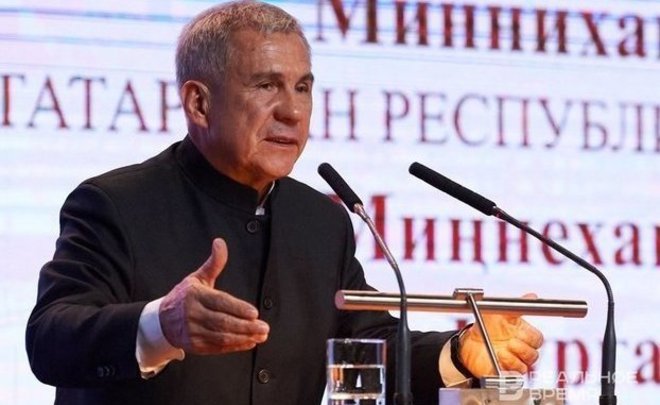 Rustam Minnikhanov signs law on higher Tatarstan budget expenses and incomes in 2023