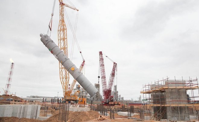 ‘The project is running smoothly’: assembly of heavy equipment starts in Nizhnekamskneftekhim’s ethylene plant