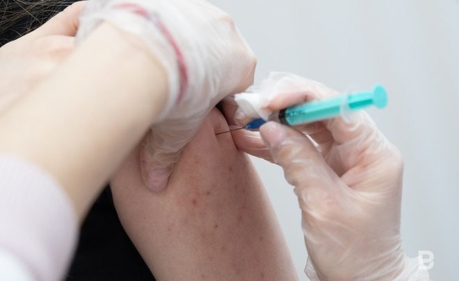 ‘We’ve been vaccinated, we’ve grown neither horns nor wings’