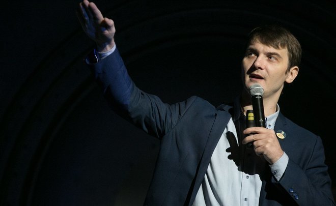 ‘Roscosmos is bigger than SpaceX but smaller than NASA’