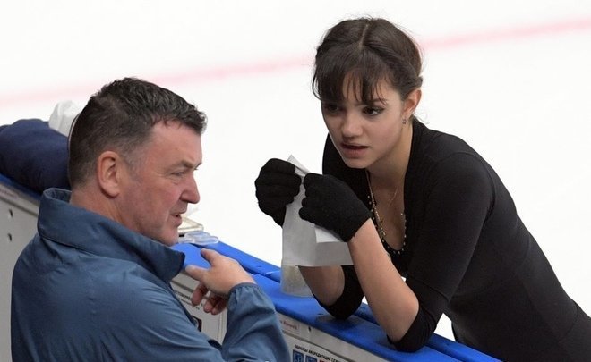 Orser wanted and 'broke down': Medvedeva might go down to 'low division' after Russian Championship