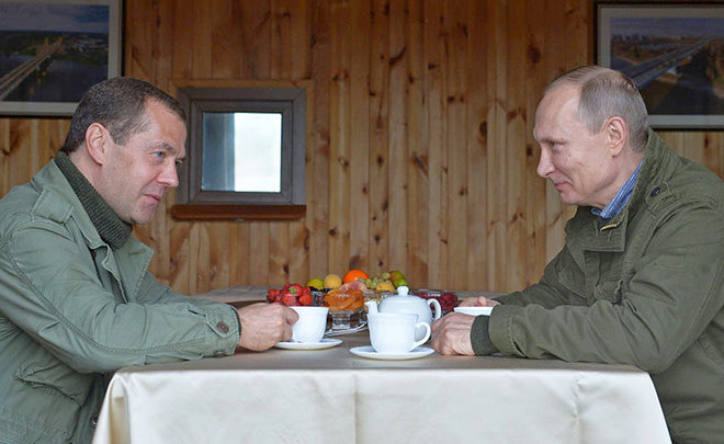 Survey: what is behind the rating of Putin’s successors
