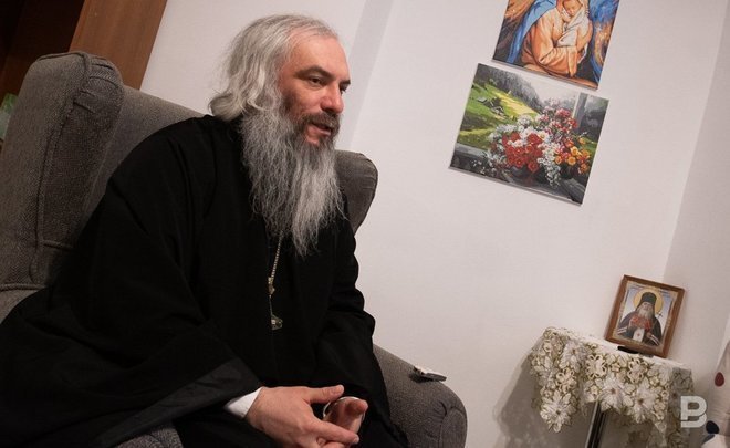 Father Roman Modin: ‘We receive people with an acute heartache out of turn’