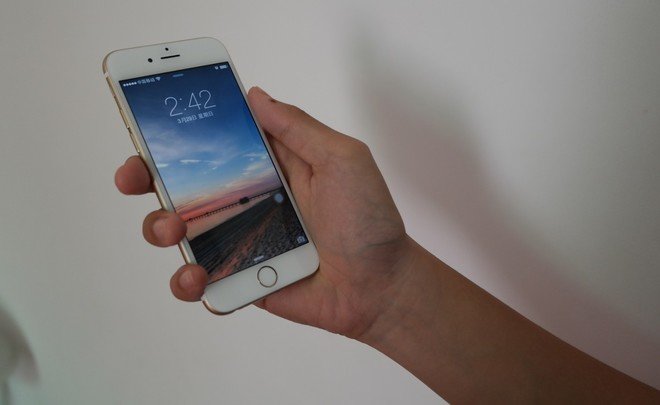 Apple reports on storing user data in Russia