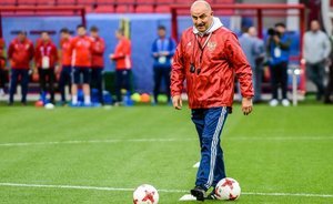 International panorama: Comandante Cherchesov, Romanian corruption and the height of the trade war