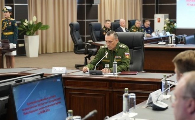 Army 2022: Krivoruchko hands contracts for drones and ships to Tatarstan citizens