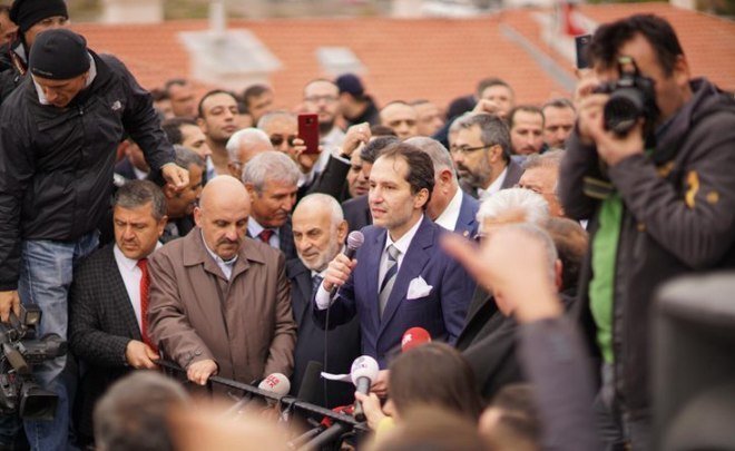 ''It’s our teacher Erbakan’s son'': does Erdoğan have an heir in Turkey?