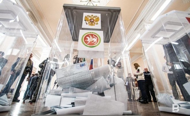 Elections 2020: fight for turnout, ballot box for ill people and virus as participant in voting