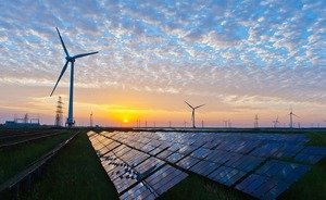 Europe bets on green power and succeeds