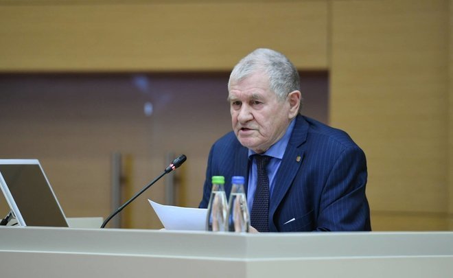 ‘Commodity producers benefited from high prices on world markets’