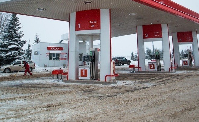 ''Oil will anyway become expensive for consumer'': what price stabilisation agreement with oil companies will bring to