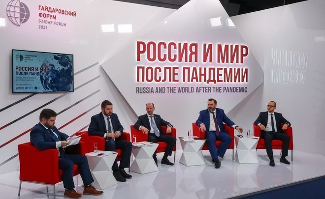 Gaidar Forum experts: “Moscow will be first to get out of the coronacrisis”