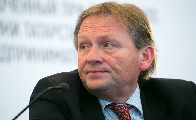 Titov guarantees return of fugitive oligarchs unbeknown to them