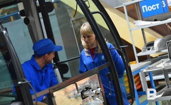 From unemployment to staff shortage: how pandemic affects labour market