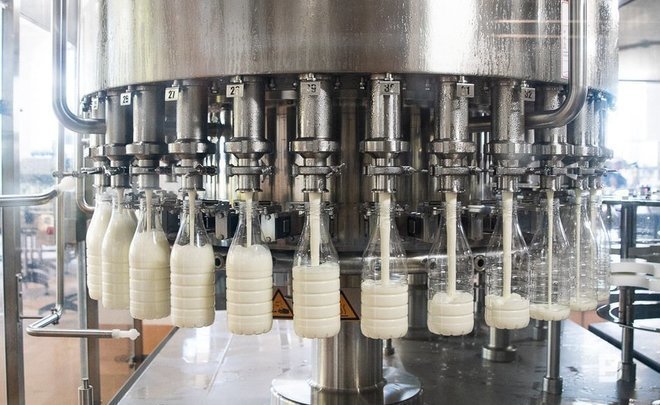Milk producers demanding subsidies not to raise prices