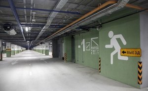 Free parking space, ice-free ramps, eco-roof and e-car charging points