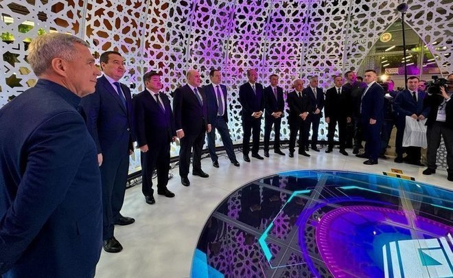 ‘Our key foreign economic partners’: CIS leaders visit Tatarstan stand at Russia International Forum