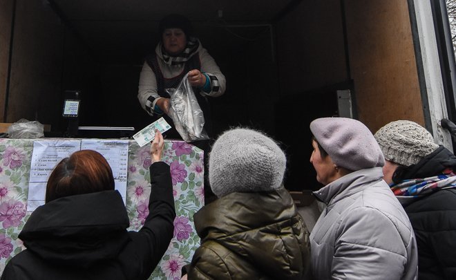 ''It's not easy'': how Russia is going reduce poverty in the country