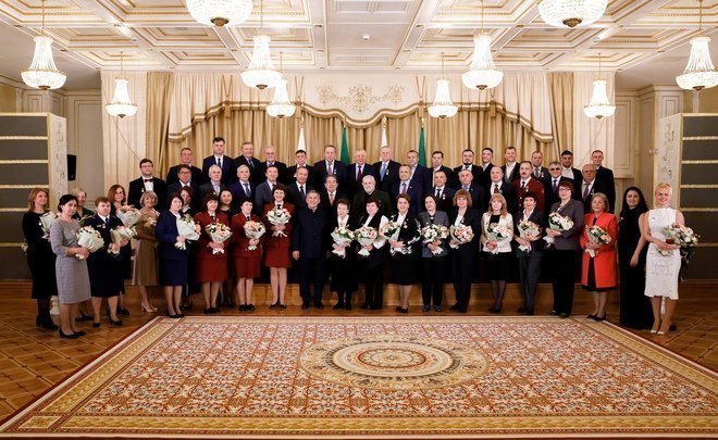 Albert Shigabutdinov and Vladimir Presnyakov receive Russian government’s award in science and technology