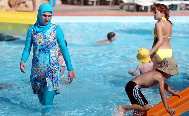 Tatarstan Muslim Spirituality Directorate: ‘Mayor of Cannes addresses to the model of Soviet Union secularism’