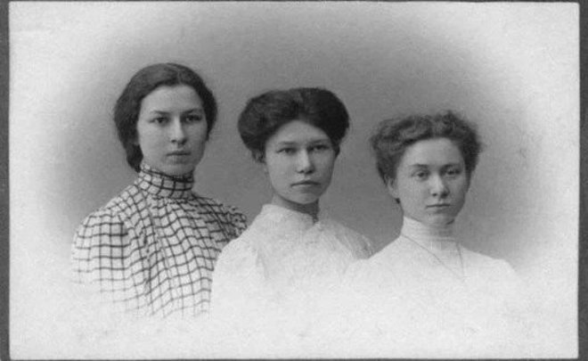 First Tatar female mathematician: prophet’s descendant