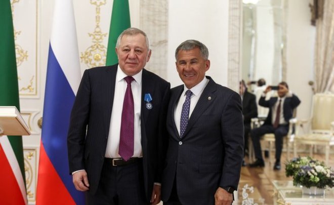 Tatarstan president awards Order of Honour to TAIF CEO — RealnoeVremya.com