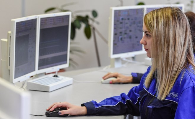 Nizhnekamskneftekhim: ''43% of employees are under the age of 35''
