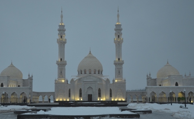 The celebration of Mawlid 100 years ago: theological disputes, full pockets of mullahs and the joy of children