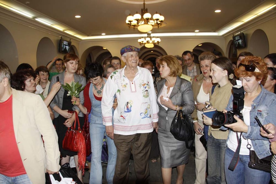 A performance at the Kazan University in 2010