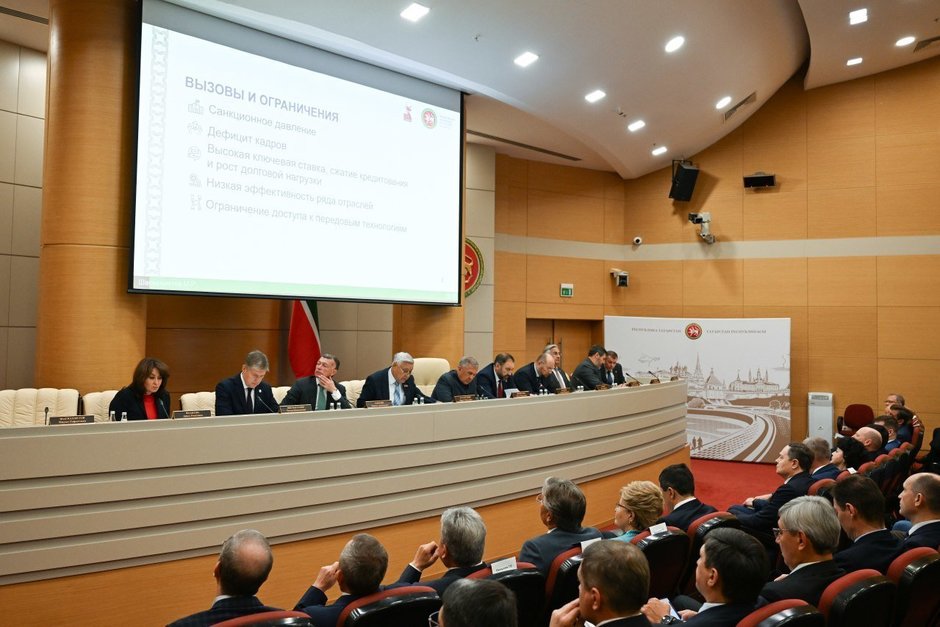 Tatarstan budget receives 440 bn rb in revenue, but profit tax falls due to oil price drop