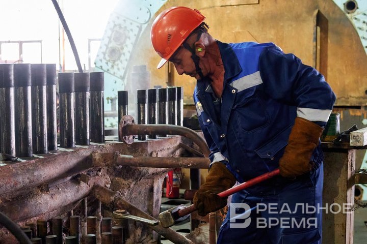 “Blue-collar sector incomes will grow by more than 15%