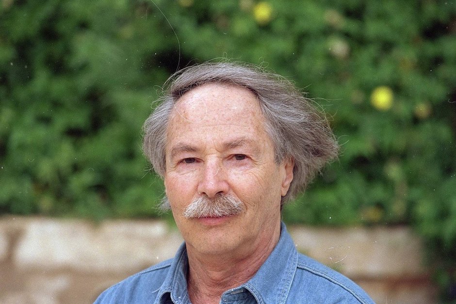 Uri Orlev: “The writer's job is to tell interesting stories that will captivate the reader”