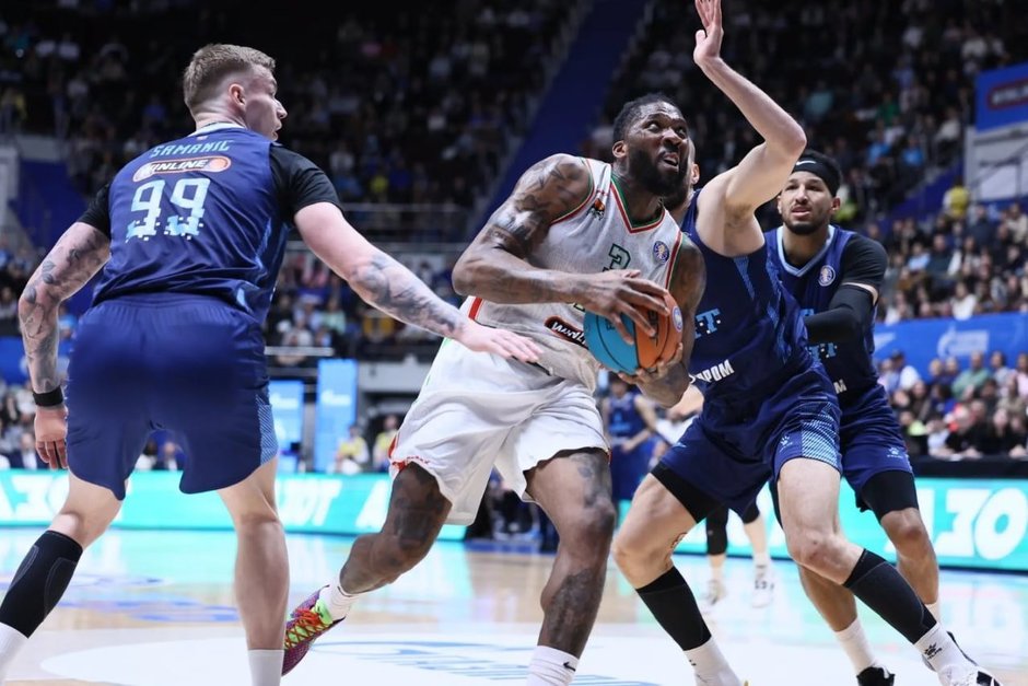 UNICS loses to Zenit for third straight time and leaves St. Petersburg with injured Kulagin