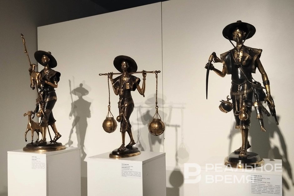 Sculptures from Burkina Faso brought to the state museum of fine arts