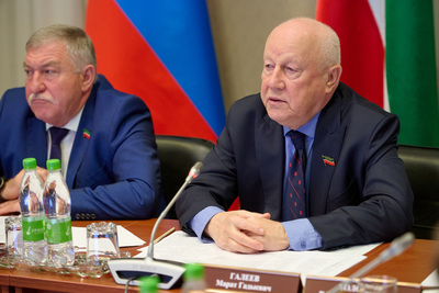 If the key rate is lowered, money will leave banks and fuel inflation